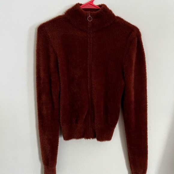 Fashion Nova Burnt orange fuzzy zip top - Picture 2 of 4